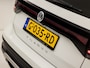 Volkswagen T-Cross 1.0 TSI Sport (APPLE CARPLAY, CAMERA, GETINT GLAS, CRUISE, LM VELGEN, SPORTSTOELEN, NIEUWSTAAT)