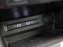 Volkswagen Tiguan 1.5 TSI Life Sport 150Pk Automaat (VIRTUAL COCKPIT, APPLE CARPLAY, CLIMATE, KEYLESS, STOELVERWARMING, SPORTSTOELEN, GETINT GLAS, ELEK ACHTERKLEP, ALCANTARA, NIEUWE APK, NIEUWSTAAT)