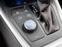 Toyota RAV4 2.5 Plug-in Hybrid AWD Bi-Tone Plus | BTW voertuig | JBL | Head-Up Display | Stoel+stuurverwarming | Stoel ventilatie | Trekhaak afneembaar | 1500KG trekgewicht | 360 Camera | Elektrische achterklep | Parkeersensoren voor+achte