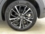 Toyota C-HR / C-HR+ 2.0 Plug-in Hybrid 220 Executive | BTW voertuig | JBL | Dodehoek detectie | Stoel+stuurverwarming | Elektrische achterklep | Parkeersensoren voor+achter | Apple CarPlay/Android auto | Climate control