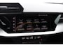Audi A3 Sportback 30 TFSI Business edition / Trekhaak / CarPlay / Parkeerhulp achter / 17'' / LED Koplampen / Getint glas / DAB / Cruise Control