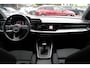 Audi A3 Sportback 30 TFSI Business edition / Trekhaak / CarPlay / Parkeerhulp achter / 17'' / LED Koplampen / Getint glas / DAB / Cruise Control
