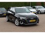 Audi A3 Sportback 30 TFSI Business edition / Trekhaak / CarPlay / Parkeerhulp achter / 17'' / LED Koplampen / Getint glas / DAB / Cruise Control