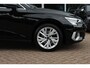 Audi A3 Sportback 30 TFSI Business edition / Trekhaak / CarPlay / Parkeerhulp achter / 17'' / LED Koplampen / Getint glas / DAB / Cruise Control