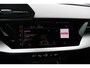 Audi A3 Sportback 30 TFSI Business edition / Trekhaak / CarPlay / Parkeerhulp achter / 17'' / LED Koplampen / Getint glas / DAB / Cruise Control