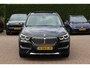 BMW X1 sDrive20i High Executive / Panoramadak / Leder / CarPlay / Parkeerhulp V+A / 18'' / Sportstoelen / DAB / Stoelverwarming / Cruise Control
