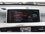 BMW X1 sDrive20i High Executive / Panoramadak / Leder / CarPlay / Parkeerhulp V+A / 18'' / Sportstoelen / DAB / Stoelverwarming / Cruise Control