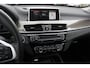 BMW X1 sDrive20i High Executive / Panoramadak / Leder / CarPlay / Parkeerhulp V+A / 18'' / Sportstoelen / DAB / Stoelverwarming / Cruise Control