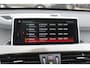 BMW X1 sDrive20i High Executive / Panoramadak / Leder / CarPlay / Parkeerhulp V+A / 18'' / Sportstoelen / DAB / Stoelverwarming / Cruise Control