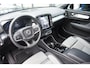 Volvo XC40 B4 197pk Plus Dark | Trekhaak | Verwarmde Voorruit