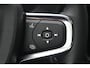 Volvo XC40 B4 197pk Plus Dark | Trekhaak | Verwarmde Voorruit