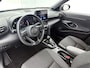 Toyota Yaris Cross 1.5 Hybrid 115 Dynamic | Voorruit-Stuur-Stoelverwarming | Parkeersensoren V+A | Onderweg-naar-dealer