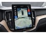 Volvo XC60 T6 Plug-in hybrid AWD Plus Dark | Head Up Display | 360 Graden Camera | Panoramisch Schuif-/Kanteldak | All Season banden | Google Navigatie | Semi Elektrische Trekhaak | Adaptieve Cruise Control | BLIS |