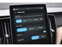 Volvo XC60 T6 Plug-in hybrid AWD Plus Dark | Head Up Display | Semi elektrische trekhaak | 360 Graden Camera | Panoramisch Schuif-/Kanteldak | All Season banden | Google Navigatie | Adaptieve Cruise Control | BLIS |