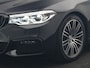 BMW 5-Serie Touring 520i M Sport 184pk Dealer O.H. | Panodak | Head Up | 360 Camera | Lederen Comfortzetels Memory & Verwarmd | Sfeerverlichting | Blis | Apple Carplay | Stuur Verwarmd | Adaptive LED | Navigatie | DAB | 19"L.M |