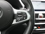 BMW 5-Serie Touring 520i M Sport 184pk Dealer O.H. | Panodak | Head Up | 360 Camera | Lederen Comfortzetels Memory & Verwarmd | Sfeerverlichting | Blis | Apple Carplay | Stuur Verwarmd | Adaptive LED | Navigatie | DAB | 19"L.M |