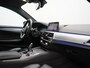 BMW 5-Serie Touring 520i M Sport 184pk Dealer O.H. | Panodak | Head Up | 360 Camera | Lederen Comfortzetels Memory & Verwarmd | Sfeerverlichting | Blis | Apple Carplay | Stuur Verwarmd | Adaptive LED | Navigatie | DAB | 19"L.M |