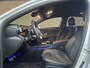 Mercedes-Benz A-klasse 180 Business Solution AMG | Clima| Cruise | Camera | Navi | Stoelverwarming | Sfeer |