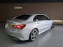 Mercedes-Benz A-klasse 180 Business Solution AMG | Clima| Cruise | Camera | Navi | Stoelverwarming | Sfeer |