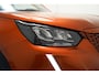 Peugeot e-2008 EV Active Pack 50 kWh 3 fase [ Navi Climate Apple/Android DAB ]