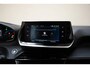 Peugeot e-2008 EV Active Pack 50 kWh 3 fase [ Navi Climate Apple/Android DAB ]