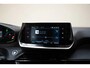 Peugeot e-2008 EV Active Pack 50 kWh 3 fase [ Navi Climate Apple/Android DAB ]