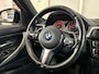 BMW 3-Serie Touring 330d xDrive High Executive + LEDER + PANO DAK