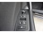Volkswagen T-Roc 1.0 TSI 110pk Style | Navigatie | Parkeersensoren V+A | Adaptive Cruise