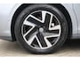 Volkswagen ID. Buzz 1st 77kWh SOH 94,55% | 204PK / 150kW, NL auto, wegklapbare trekhaak, 20" 'Solna' LMV, LED Matrix (IQ.Lights), stoel- en stuurwielverwarming, privacy glas, achteruitrijcamera, climatronic, adaptieve cruise control (acc), navigatie, keyless entry & go, verwarmbare voorruit, 2x schuifdeur, DAB+, Apple Carplay / Android Auto, elektrisch verstel-, verwarm- en inklapbare buitenspiegels, multifunctioneel stuurwiel, parkeersensoren voor en achter (pdc)
