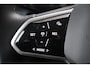 Volkswagen ID. Buzz 1st 77kWh SOH 94,55% | 204PK / 150kW, NL auto, wegklapbare trekhaak, 20" 'Solna' LMV, LED Matrix (IQ.Lights), stoel- en stuurwielverwarming, privacy glas, achteruitrijcamera, climatronic, adaptieve cruise control (acc), navigatie, keyless entry & go, verwarmbare voorruit, 2x schuifdeur, DAB+, Apple Carplay / Android Auto, elektrisch verstel-, verwarm- en inklapbare buitenspiegels, multifunctioneel stuurwiel, parkeersensoren voor en achter (pdc)