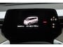 Volkswagen ID. Buzz 1st 77kWh SOH 94,55% | 204PK / 150kW, NL auto, wegklapbare trekhaak, 20" 'Solna' LMV, LED Matrix (IQ.Lights), stoel- en stuurwielverwarming, privacy glas, achteruitrijcamera, climatronic, adaptieve cruise control (acc), navigatie, keyless entry & go, verwarmbare voorruit, 2x schuifdeur, DAB+, Apple Carplay / Android Auto, elektrisch verstel-, verwarm- en inklapbare buitenspiegels, multifunctioneel stuurwiel, parkeersensoren voor en achter (pdc)