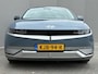 Hyundai Ioniq 5 Lounge 77.4 kWh / SOH 100% / Fabrieksgarantie t/m 03-2028 / 8 jaar Batterijgarantie vanaf nieuw / Dealer onderhouden / CCS snelladen / Trekgewicht 1600 kg / Warmtepomp / Head Up Display / Elektrische achterklep / Rondomzicht camera / Stuur- Stoel & Achterbank verwarming / Stoelventilatie /