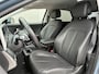 Hyundai Ioniq 5 Lounge 77.4 kWh / SOH 100% / Fabrieksgarantie t/m 03-2028 / 8 jaar Batterijgarantie vanaf nieuw / Dealer onderhouden / CCS snelladen / Trekgewicht 1600 kg / Warmtepomp / Head Up Display / Elektrische achterklep / Rondomzicht camera / Stuur- Stoel & Achterbank verwarming / Stoelventilatie /