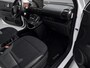 Hyundai Inster Evolve 49 kWh | Achteruitrijcamera | Adaptieve Cruise Control | Navigatie | 17Inch Velgen | Verschuifbare En Neerklapbare Achterbank |