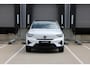 Volvo C40 Recharge Plus 69 kWh | Lichtmetalen Velgen 20" | Panoramadak |Microtech/Nubuck Stoelen| Verwarmbare voorstoelen+stuurwiel | Achteruitrijcamera | Warmtepomp | Adaptieve Cruise Control | Extra Getint Glas Achter|