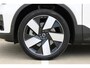 Volvo C40 Recharge Plus 69 kWh | Lichtmetalen Velgen 20" | Panoramadak |Microtech/Nubuck Stoelen| Verwarmbare voorstoelen+stuurwiel | Achteruitrijcamera | Warmtepomp | Adaptieve Cruise Control | Extra Getint Glas Achter|