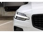 Volvo V60 B3 R-design | Adaptieve Cruise Control met Pilot Assist | Verwarmbare voorstoelen + stuurwiel | Park Assist voor + achter | Parkeercamera | Blind Spot | Elektrisch bedienbare bestuurdersstoel