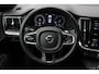 Volvo V60 B3 R-design | Adaptieve Cruise Control met Pilot Assist | Verwarmbare voorstoelen + stuurwiel | Park Assist voor + achter | Parkeercamera | Blind Spot | Elektrisch bedienbare bestuurdersstoel