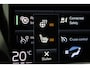 Volvo V60 B3 R-design | Adaptieve Cruise Control met Pilot Assist | Verwarmbare voorstoelen + stuurwiel | Park Assist voor + achter | Parkeercamera | Blind Spot | Elektrisch bedienbare bestuurdersstoel