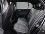 Volkswagen Golf 1.5 eTSI R-Line Business+ Automaat | Schuifdak | Cruise | Clima | Stoel & Stuur verwarming | Apple Carplay of Android Auto