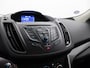 Ford Kuga 1.5 Titanium Styling Pack Trekhaak met afneembare kogel, Bluetooth, Cruise control, Parkeersensor voor en achter, Dakrails, Verwarmde voorruit, Voorstoelen verwarmd. Ruime en comfortabele Ford Kuga 1.5 Titanium Styling Pack met hoge instap en veel rijcomfort. Voorzien van een krachtige en soepele motor, een royale bagageruimte en een luxe Titanium-uitvoer