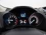 Ford Kuga 1.5 Titanium Styling Pack Trekhaak met afneembare kogel, Bluetooth, Cruise control, Parkeersensor voor en achter, Dakrails, Verwarmde voorruit, Voorstoelen verwarmd. Ruime en comfortabele Ford Kuga 1.5 Titanium Styling Pack met hoge instap en veel rijcomfort. Voorzien van een krachtige en soepele motor, een royale bagageruimte en een luxe Titanium-uitvoer