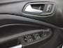 Ford Kuga 1.5 Titanium Styling Pack Trekhaak met afneembare kogel, Bluetooth, Cruise control, Parkeersensor voor en achter, Dakrails, Verwarmde voorruit, Voorstoelen verwarmd. Ruime en comfortabele Ford Kuga 1.5 Titanium Styling Pack met hoge instap en veel rijcomfort. Voorzien van een krachtige en soepele motor, een royale bagageruimte en een luxe Titanium-uitvoer
