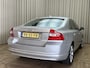 Volvo S80 2.5 T Momentum 200 PK / Org.NL! / Leder / Navigatie / Cruise / ECC Clima / PDC / 18'' LMV