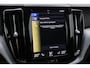 Volvo XC60 T8 Twin Engine Momentum | ACC | Panoramadak | Luchtvering | Bowers&Wilkins | 360° Camera | Trekhaak