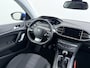 Peugeot 308 SW 110pk Allure Pack | 1ste eigenaar | Camera | Dodehoekdetectie | LEER/Stof | Climate | Navigatie