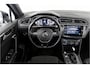 Volkswagen Tiguan R-Line|Panoramadak|Head-up|Virtualcockpit|Stoelverwarming