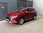 Mitsubishi Outlander 2.4 PHEV Intense | Camera | Keyless | Trekhaak | Stoelverwarming | Dodehoekdetectie | 18 Inch