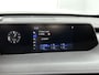 Lexus UX 250h Business Line | Trekhaak | Parkeersensoren | Stoelverwarming | Stuurverwarming |