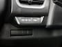 Lexus UX 250h Business Line | Trekhaak | Parkeersensoren | Stoelverwarming | Stuurverwarming |